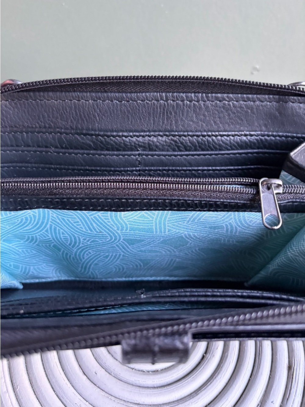 The Sak Black Leather Wristlet Crossbody Wallet Phone Pocket - Picture 10 of 13